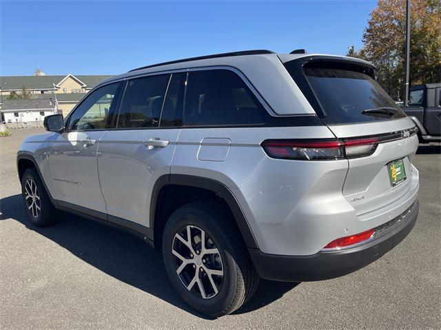 new 2025 Jeep Grand Cherokee car, priced at $46,810