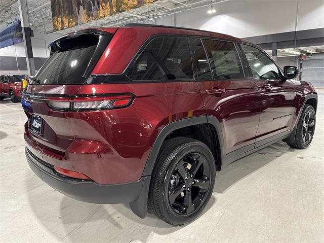 new 2025 Jeep Grand Cherokee car, priced at $48,600