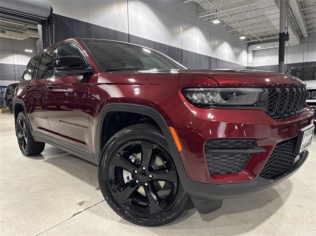 new 2025 Jeep Grand Cherokee car, priced at $48,600