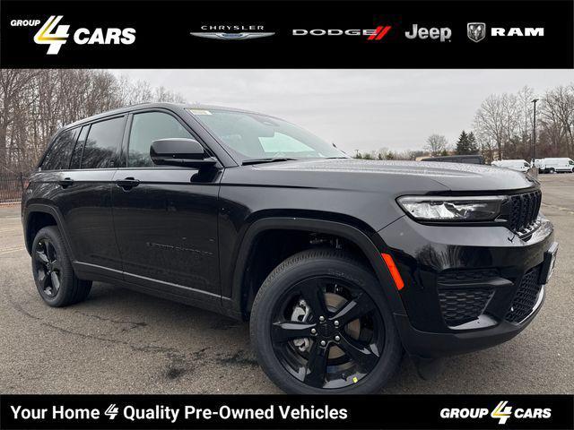 new 2025 Jeep Grand Cherokee car, priced at $44,625
