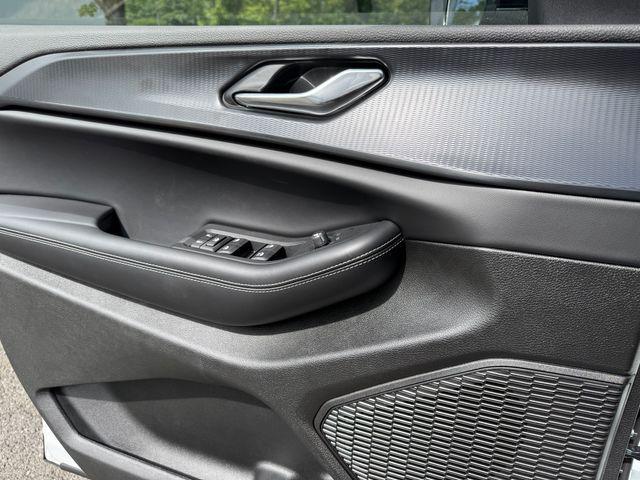 new 2025 Jeep Grand Cherokee L car, priced at $47,300