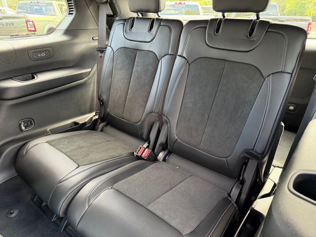 new 2025 Jeep Grand Cherokee L car, priced at $47,300