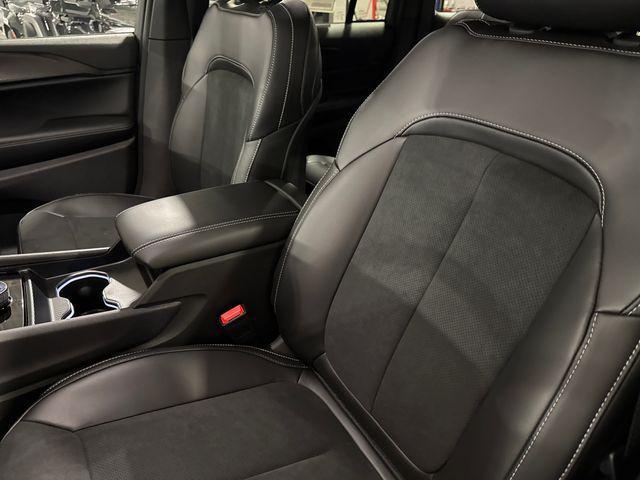 new 2025 Jeep Grand Cherokee car, priced at $48,800