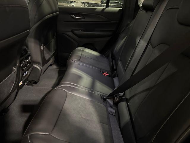 new 2025 Jeep Grand Cherokee car, priced at $48,800