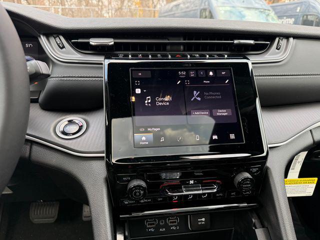 new 2025 Jeep Grand Cherokee car, priced at $39,455