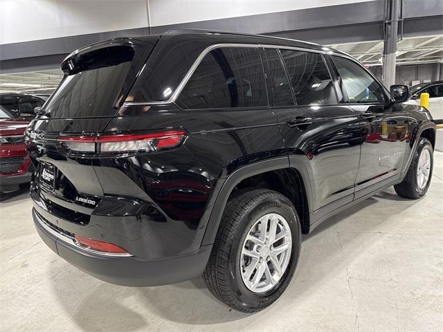 new 2025 Jeep Grand Cherokee car, priced at $37,175