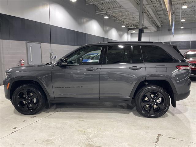 new 2025 Jeep Grand Cherokee car, priced at $47,100