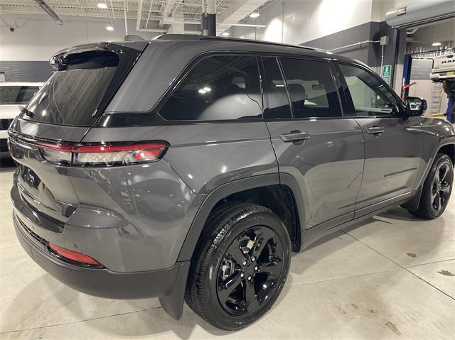 new 2025 Jeep Grand Cherokee car, priced at $47,100