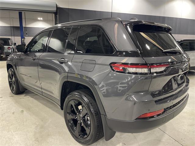 new 2025 Jeep Grand Cherokee car, priced at $47,100