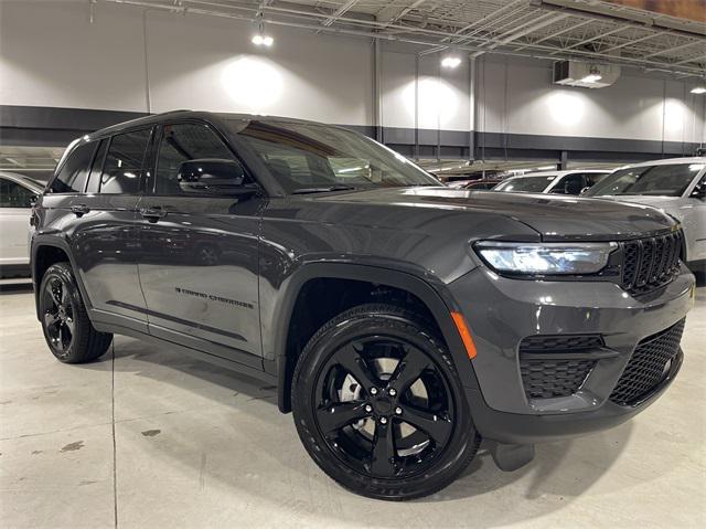 new 2025 Jeep Grand Cherokee car, priced at $47,100