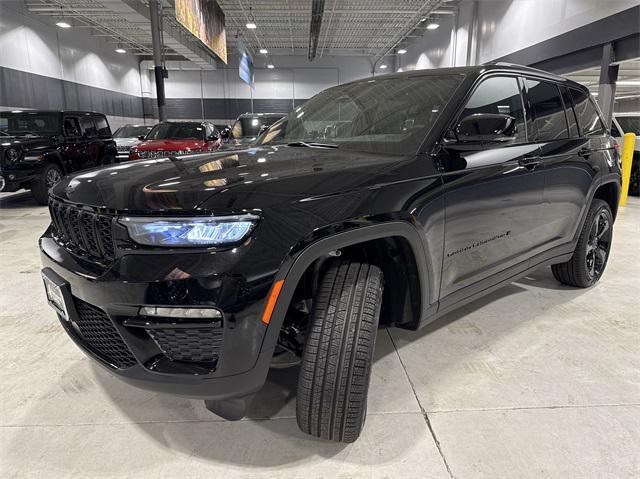 new 2025 Jeep Grand Cherokee car, priced at $47,535