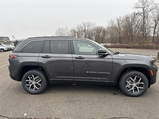 new 2025 Jeep Grand Cherokee car, priced at $44,810