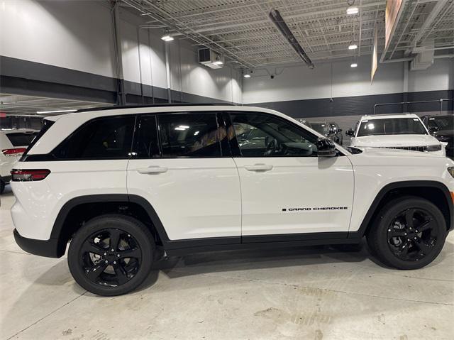 new 2024 Jeep Grand Cherokee car, priced at $47,580