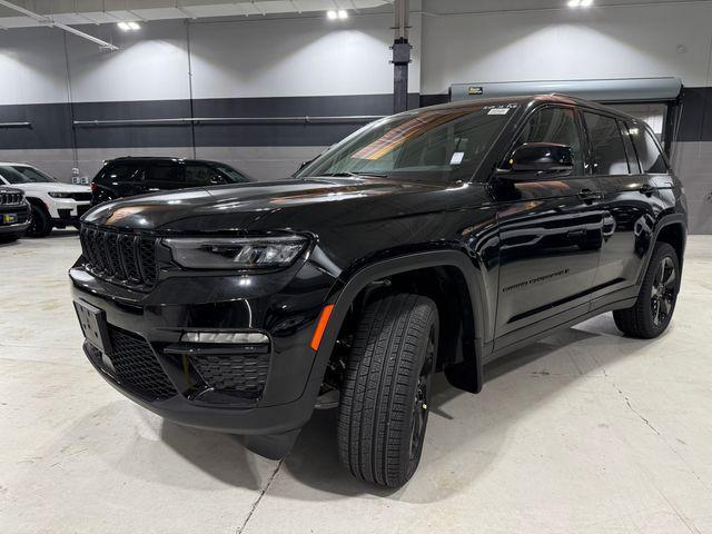 new 2025 Jeep Grand Cherokee car, priced at $49,910