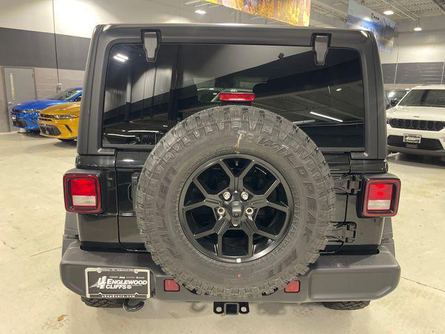new 2025 Jeep Wrangler car, priced at $50,180