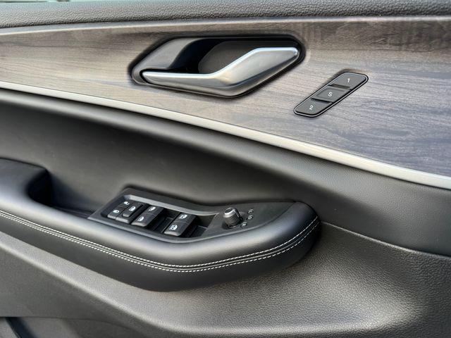 new 2025 Jeep Grand Cherokee car, priced at $47,685