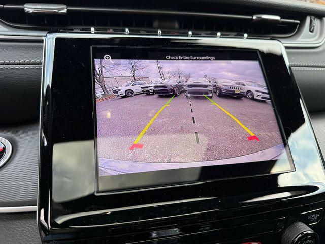 new 2025 Jeep Grand Cherokee car, priced at $40,050