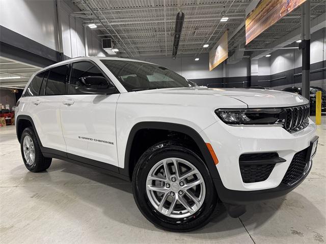 new 2025 Jeep Grand Cherokee car, priced at $36,580