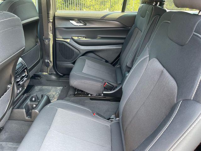 new 2025 Jeep Grand Cherokee L car, priced at $41,134