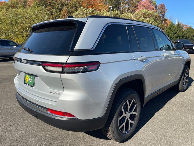 new 2025 Jeep Grand Cherokee car, priced at $49,010