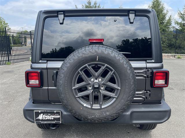 new 2024 Jeep Wrangler car, priced at $47,765