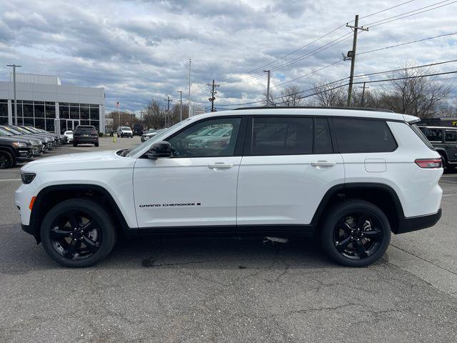 new 2025 Jeep Grand Cherokee L car, priced at $45,872