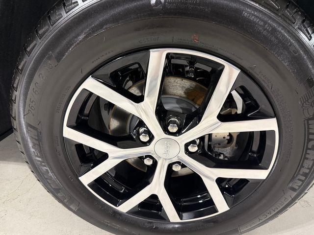 new 2025 Jeep Grand Cherokee car, priced at $50,015