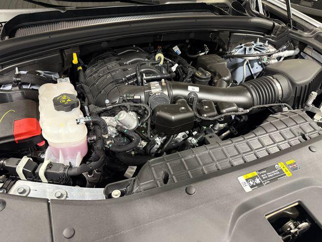 new 2025 Jeep Grand Cherokee car, priced at $50,015