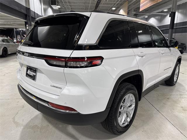 new 2025 Jeep Grand Cherokee car, priced at $38,375