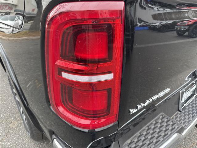 new 2025 Ram 1500 car, priced at $73,025