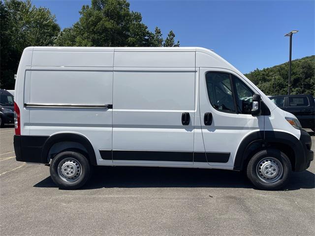 new 2024 Ram ProMaster 2500 car, priced at $47,473