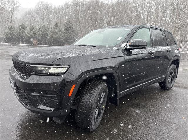 new 2025 Jeep Grand Cherokee car, priced at $41,955