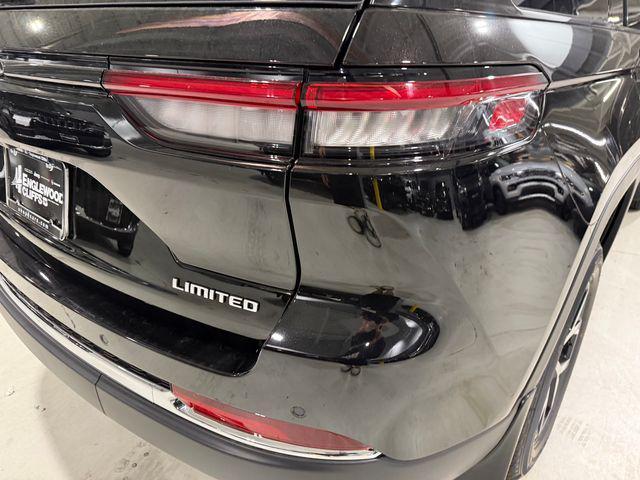 new 2025 Jeep Grand Cherokee car, priced at $44,670