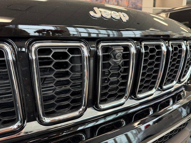 new 2024 Jeep Grand Cherokee car, priced at $69,035