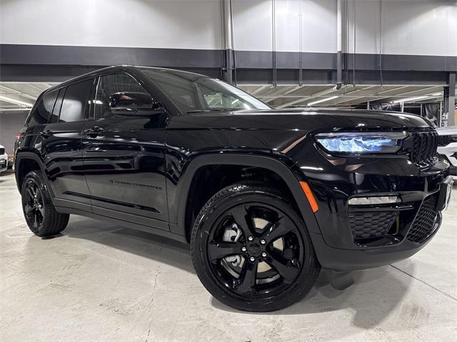 new 2025 Jeep Grand Cherokee car, priced at $51,035