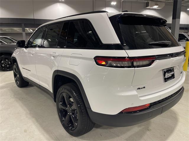 new 2025 Jeep Grand Cherokee car, priced at $46,940