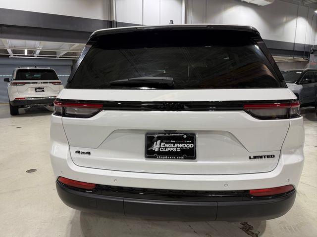 new 2025 Jeep Grand Cherokee car, priced at $49,315