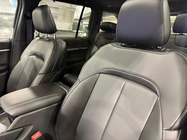 new 2025 Jeep Grand Cherokee car, priced at $52,335