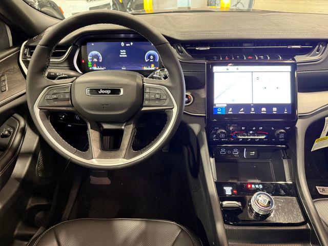 new 2025 Jeep Grand Cherokee car, priced at $52,335