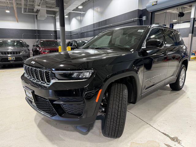 new 2025 Jeep Grand Cherokee car, priced at $44,170