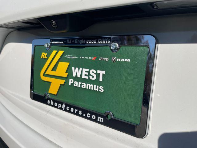 new 2025 Jeep Grand Cherokee car, priced at $43,385