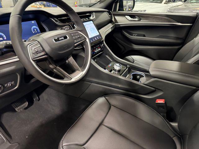 new 2025 Jeep Grand Cherokee car, priced at $52,240