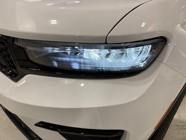 new 2025 Jeep Grand Cherokee car, priced at $51,740