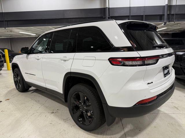 new 2025 Jeep Grand Cherokee car, priced at $51,740