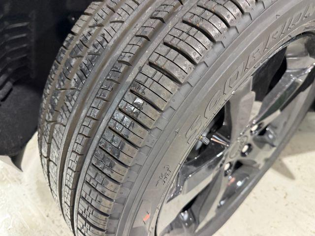 new 2025 Jeep Grand Cherokee car, priced at $51,740