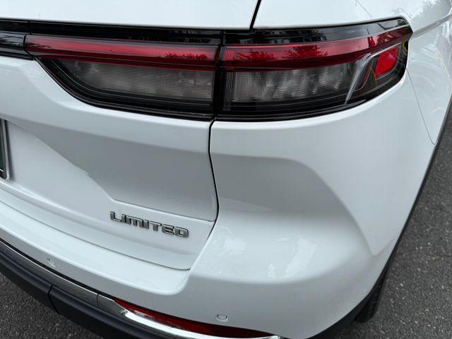 new 2025 Jeep Grand Cherokee car, priced at $46,165