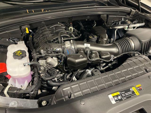 new 2025 Jeep Grand Cherokee car, priced at $45,050