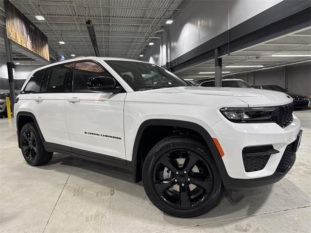 new 2025 Jeep Grand Cherokee car, priced at $46,505