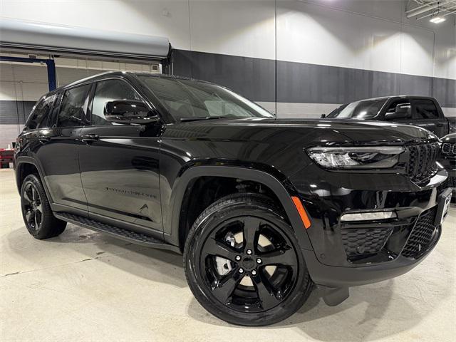 new 2025 Jeep Grand Cherokee car, priced at $52,330