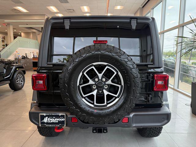 new 2025 Jeep Wrangler car, priced at $62,180